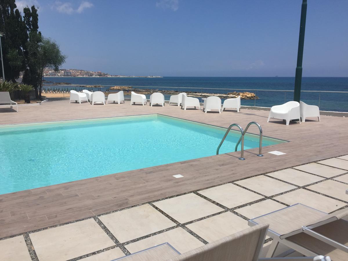 B&B Do'Mmilio Crotone Eksteriør bilde